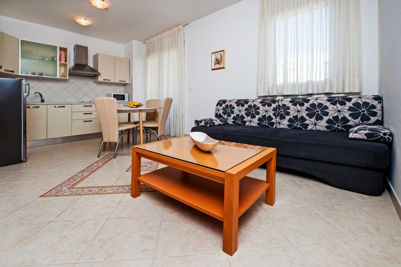 Villa Massilia 로비니 외부 사진